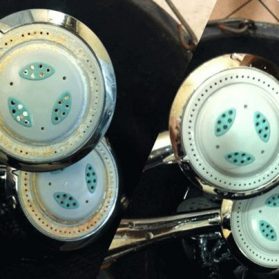 Showerhead descale